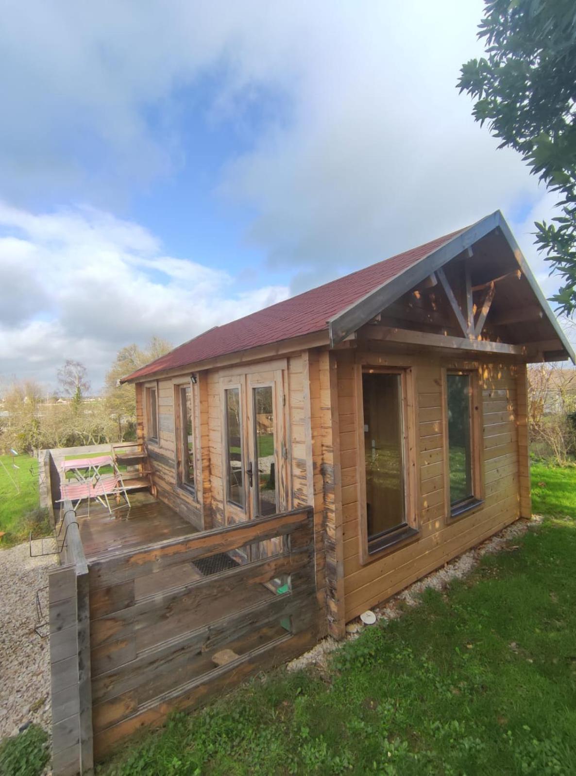 فيلا Chalet De Fred Saint-Ouen-de-Mimbré المظهر الخارجي الصورة